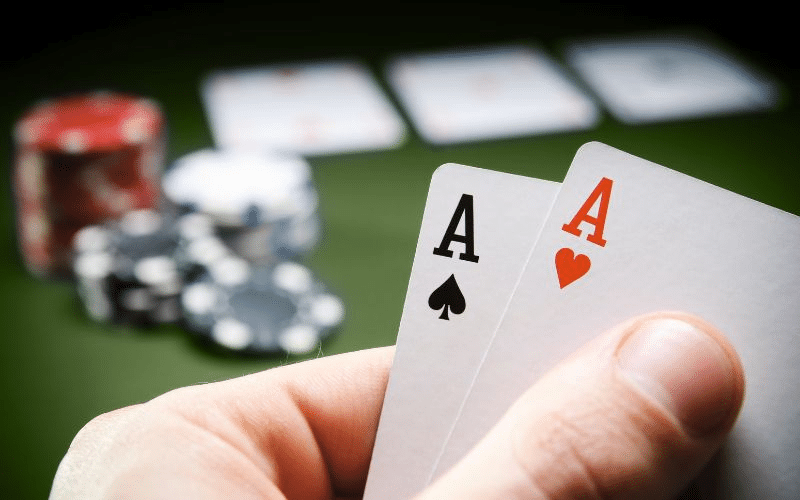 Cách chơi các trò chơi sử dụng bộ bài poker